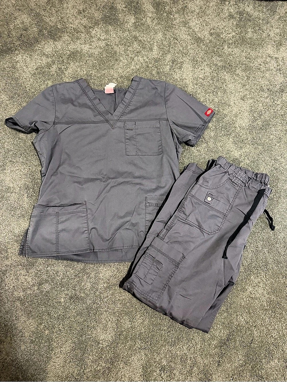 Dickies Cargo Style Scub Set Dark Gray